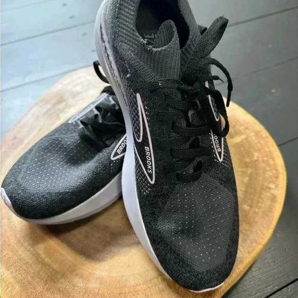 Brooks Levitate 5 Stealth Fit Gray-Purple Women's Running Shoes Size 7.5 - Picture 5 of 8